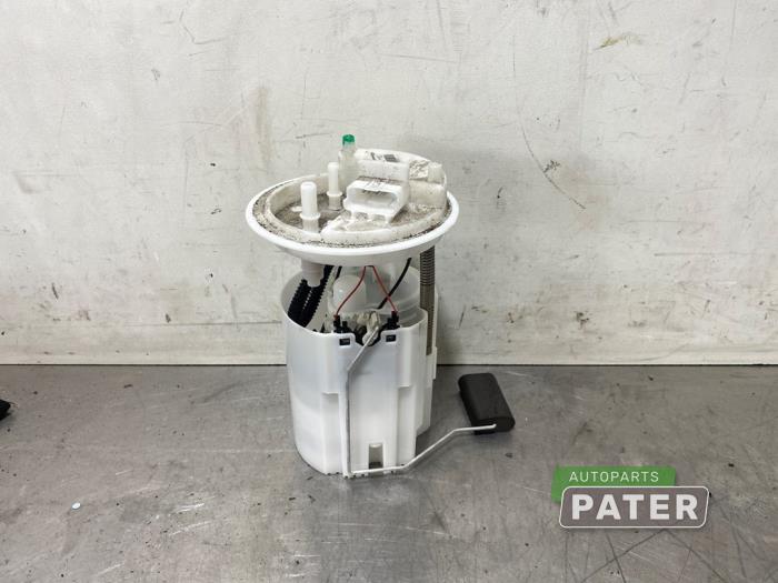 Petrol pump from a Fiat Punto III (199) 0.9 TwinAir Turbo 100 2018