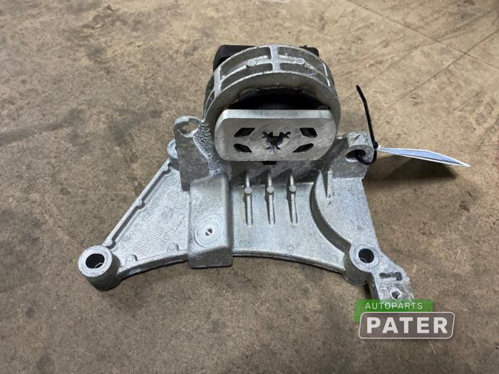 Used Engine mount Fiat Punto III (199) 0.9 TwinAir Turbo 100 Price € 42,00 Margin scheme offered by Autoparts Pater