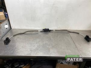 Used Boot lid lock mechanism Ford Focus 2 C+C 2.0 16V Price € 157,50 Margin scheme offered by Autoparts Pater