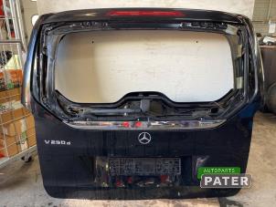Used Tailgate Mercedes V (447.8) 2.1 250 BlueTEC, 250 d 16V Price € 1.270,50 Inclusive VAT offered by Autoparts Pater