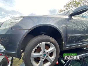 Used Front wing, left Skoda Octavia Combi (1Z5) 1.2 TSI Price on request offered by Autoparts Pater