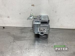 Used Electronic ignition key Kia Sorento IV (MQ4) 1.6 T-GDi Plug-in Hybrid 16V 4x4 Price € 157,50 Margin scheme offered by Autoparts Pater