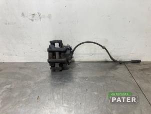 Used Front brake calliper, left BMW 1 serie (F20) 116d 1.5 12V TwinPower Price € 31,50 Margin scheme offered by Autoparts Pater
