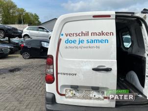 Used Minibus/van rear door Peugeot Partner (GC/GF/GG/GJ/GK) 1.6 BlueHDI 75 Price € 444,68 Inclusive VAT offered by Autoparts Pater