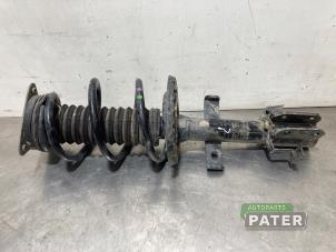 Used Front shock absorber rod, right Renault Zoé (AG) R110 Price € 89,25 Margin scheme offered by Autoparts Pater