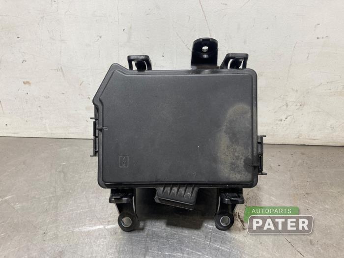 Begagnade Diverse Renault Zoé (AG) R110 Pris € 21,00 Marginaltabell erbjuds av Autoparts Pater