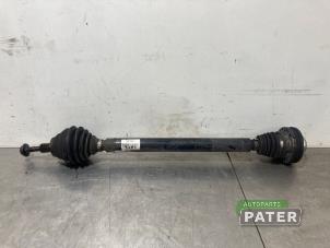 Used Front drive shaft, right Volkswagen Touran (1T1/T2) 2.0 TDI DPF Price € 78,75 Margin scheme offered by Autoparts Pater