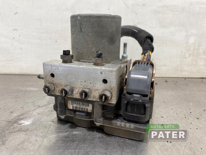 Usagé Pompe ABS Peugeot 308 SW (4E/H) 1.6 VTI 16V Prix € 52,50 Règlement à la marge proposé par Autoparts Pater