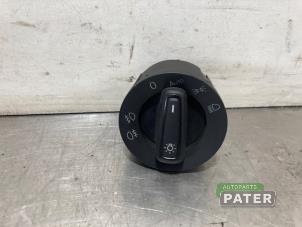 Used Light switch Volkswagen Polo VI (AW1) 1.0 TSI 12V Price € 21,00 Margin scheme offered by Autoparts Pater