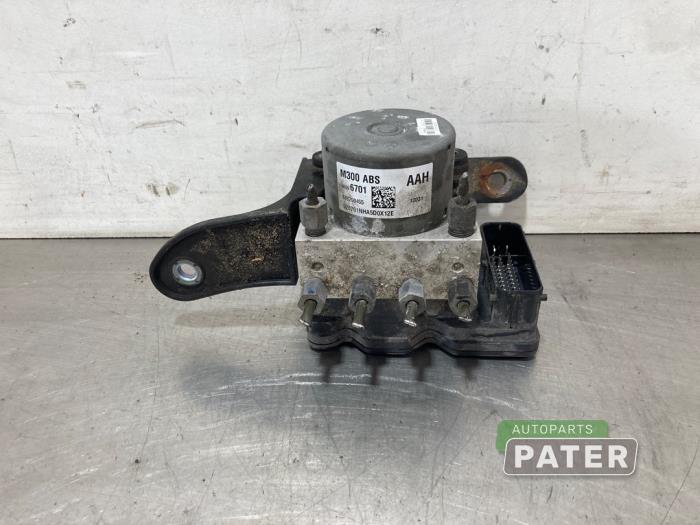 Używane Pompa ABS Chevrolet Spark (M300) 1.0 16V Bifuel Cena € 26,25 Procedura marży oferowane przez Autoparts Pater
