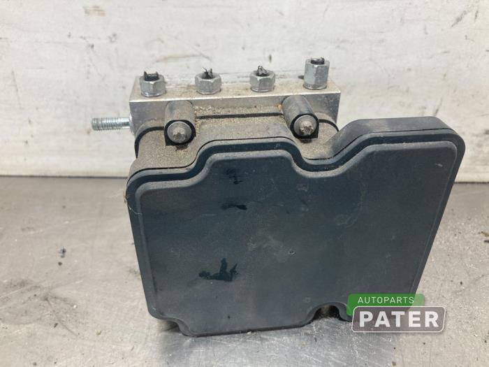 Begagnade ABS-pump Nissan Micra (K14) 0.9 IG-T 12V Pris € 52,50 Marginaltabell erbjuds av Autoparts Pater