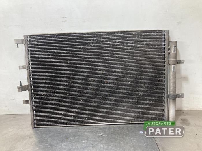Usagé Radiateur clim Ford Transit 2.2 TDCi 16V Prix € 95,29 Prix TTC proposé par Autoparts Pater