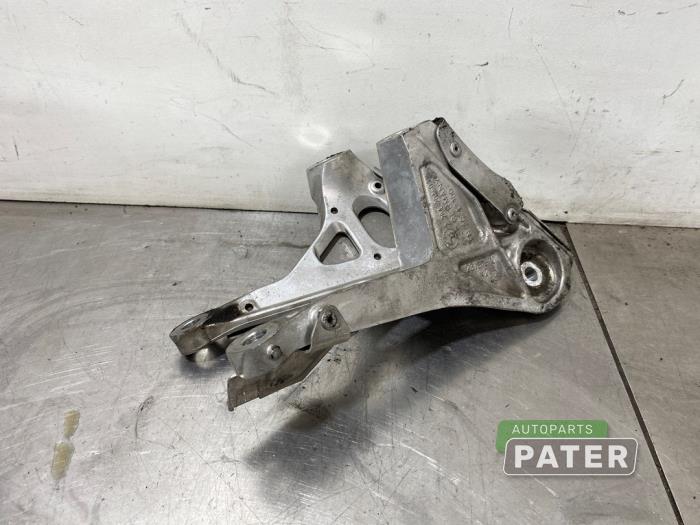 Used Engine mount BMW M4 (F82) M4 3.0 24V TwinPower Turbo Price € 15,75 Margin scheme offered by Autoparts Pater