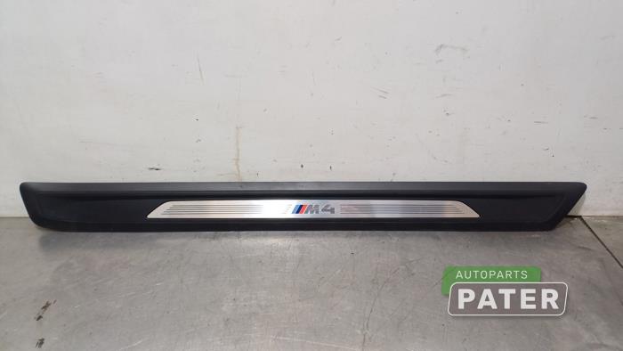 Używane Listwa ozdobna BMW M4 (F82) M4 3.0 24V TwinPower Turbo Cena € 31,50 Procedura marży oferowane przez Autoparts Pater