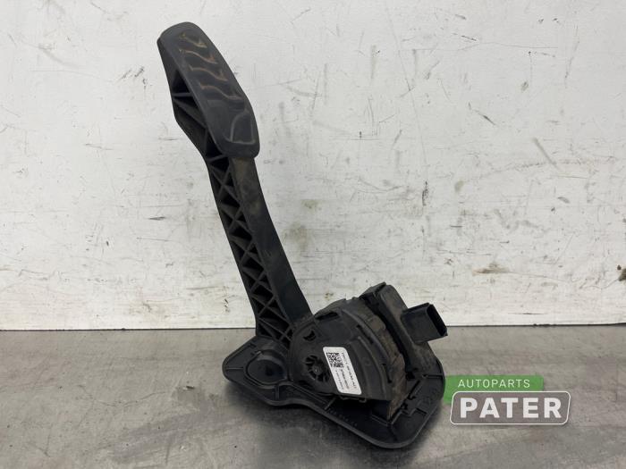 Begagnade Gaspedal Ford Transit 2.2 TDCi 16V Pris € 38,12 Inklusive moms erbjuds av Autoparts Pater