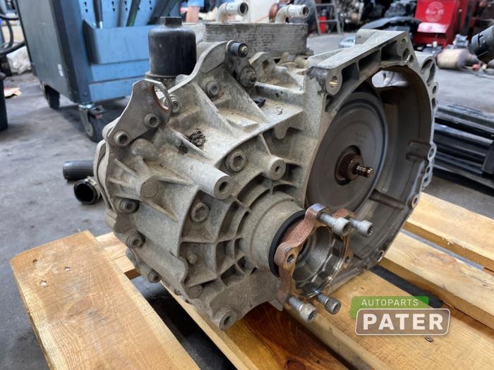 Usagé Boite de vitesses Volkswagen Golf VI Variant (AJ5/1KA) 2.0 GTD 16V Prix € 1.207,50 Règlement à la marge proposé par Autoparts Pater
