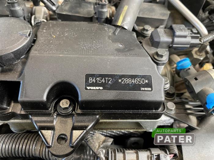 Engine from a Volvo V40 (MV) 1.5 T3 16V Geartronic 2019