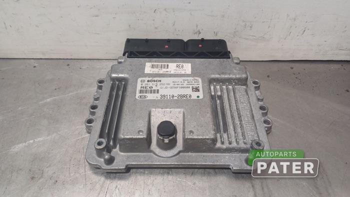 Used Engine management computer Kia Cee'd Sportswagon (JDC5) 1.6 GDI 16V Price € 210,00 Margin scheme offered by Autoparts Pater