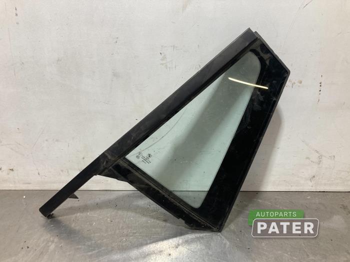Usados Ventanilla triangular izquierda detrás BMW X1 (F48) sDrive 20d 2.0 16V Precio € 52,50 Norma de margen ofrecido por Autoparts Pater