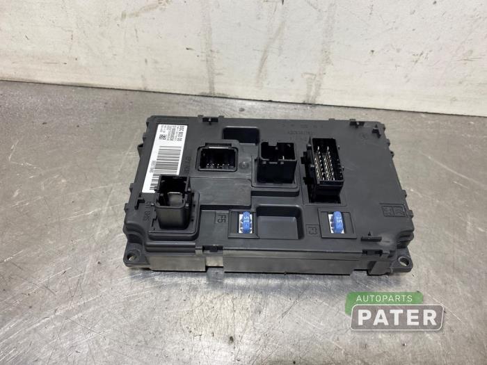 Używane Modul haka holowniczego Peugeot 207 SW (WE/WU) 1.6 16V VTRi Cena € 36,75 Procedura marży oferowane przez Autoparts Pater