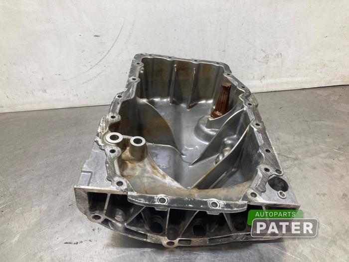 Used Sump Skoda Superb Combi (3V5) 1.5 TSI Evo 16V Price € 131,25 Margin scheme offered by Autoparts Pater