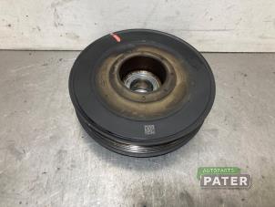 Begagnade Remskiva, vevaxel Renault Megane IV Estate (RFBK) 1.3 TCE 160 16V Pris € 21,00 Marginaltabell erbjuds av Autoparts Pater