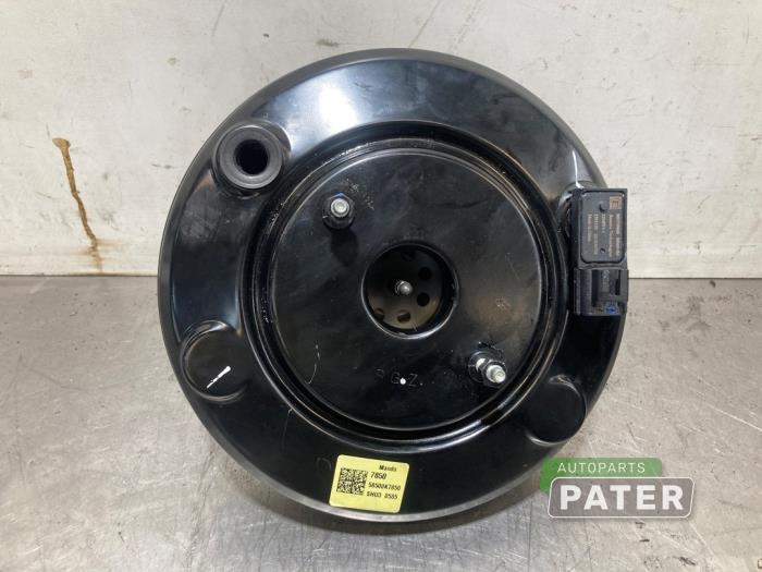 Begagnade Bromsservo Hyundai i10 1.0 12V Pris € 36,75 Marginaltabell erbjuds av Autoparts Pater