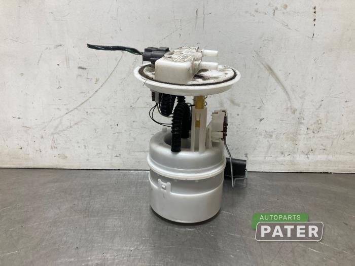 Gebrauchte Benzinpumpe Renault Captur I (2R) 0.9 Energy TCE 12V Preis € 36,75 Margenregelung angeboten von Autoparts Pater