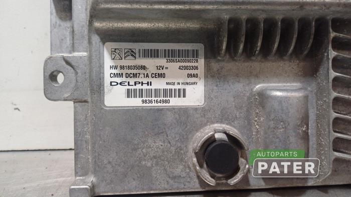 Engine management computer from a Opel Vivaro 2.0 CDTI 122 2020