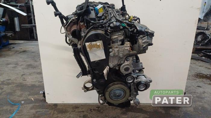 Engine from a Opel Vivaro 2.0 CDTI 122 2020