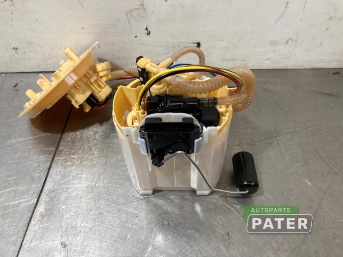Gebrauchte Förderpumpe BMW 5 serie Touring (G31) 523d 2.0 TwinPower Turbo 16V Preis € 78,75 Margenregelung angeboten von Autoparts Pater