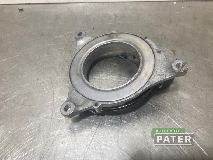 Usados Rodillo tensor correa múltiple BMW 5 serie Touring (G31) 523d 2.0 TwinPower Turbo 16V Precio € 31,50 Norma de margen ofrecido por Autoparts Pater