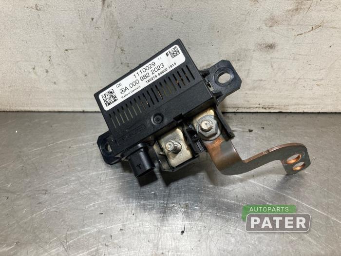 Begagnade Batterisensor Mercedes Vito (447.6) 2.2 114 CDI 16V Pris € 31,76 Inklusive moms erbjuds av Autoparts Pater