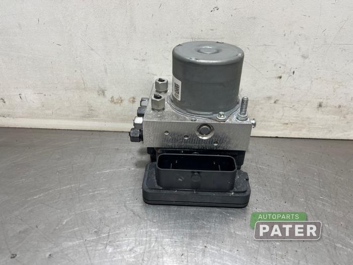 Begagnade ABS-pump Opel Karl 1.0 12V Pris € 52,50 Marginaltabell erbjuds av Autoparts Pater