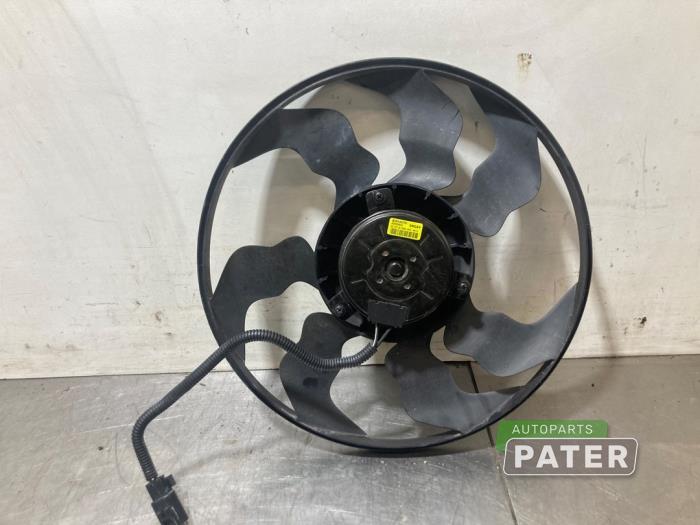 Używane Silnik wentylatora Kia Picanto (JA) 1.0 DPi 12V Cena € 47,25 Procedura marży oferowane przez Autoparts Pater