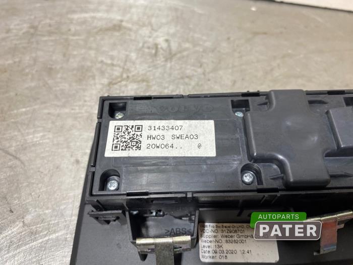 Electric window switch Volvo V60 II 2.0 T6 16V Twin Engine - 31433407
