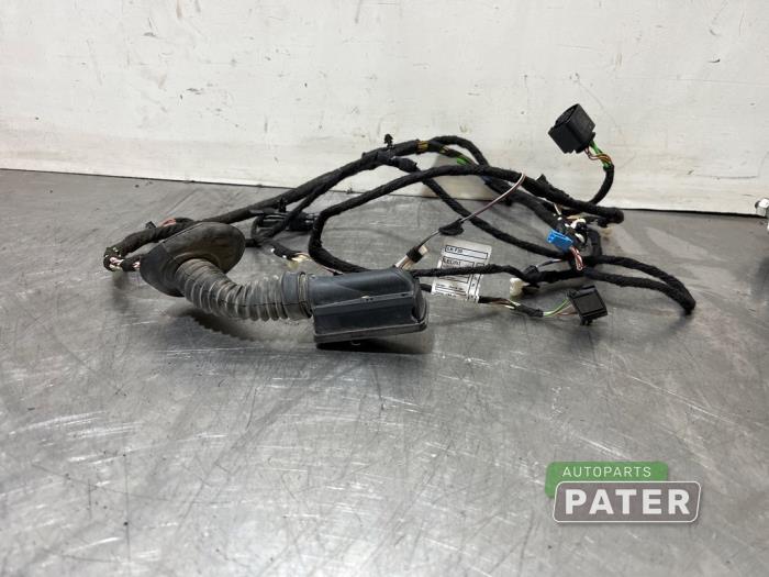 Begagnade Kablage BMW 3 serie Touring (F31) 320d 2.0 16V EfficientDynamicsEdition Pris € 42,00 Marginaltabell erbjuds av Autoparts Pater