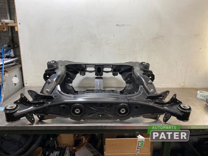 Begagnade Underram BMW i4 (G26) eDrive40 84 kWh Pris € 254,10 Inklusive moms erbjuds av Autoparts Pater
