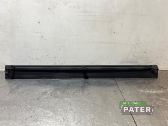 Używane Kratka dla psa BMW 3 serie Touring (F31) 320d 2.0 16V EfficientDynamicsEdition Cena € 141,75 Procedura marży oferowane przez Autoparts Pater