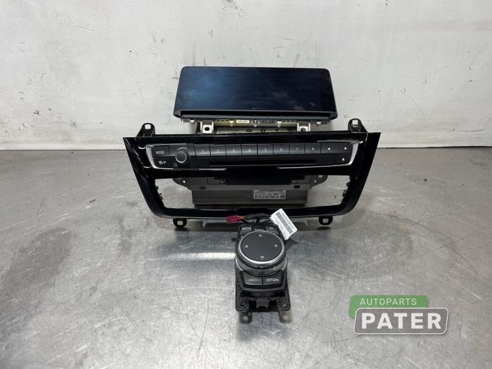 Usagé Kit navigation BMW 3 serie Touring (F31) 320d 2.0 16V EfficientDynamicsEdition Prix € 1.207,50 Règlement à la marge proposé par Autoparts Pater