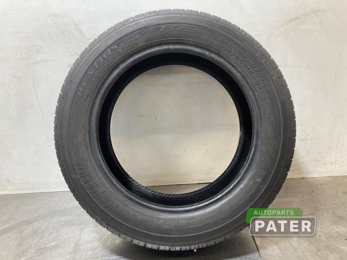 Używane Opona Cena € 21,00 Procedura marży oferowane przez Autoparts Pater