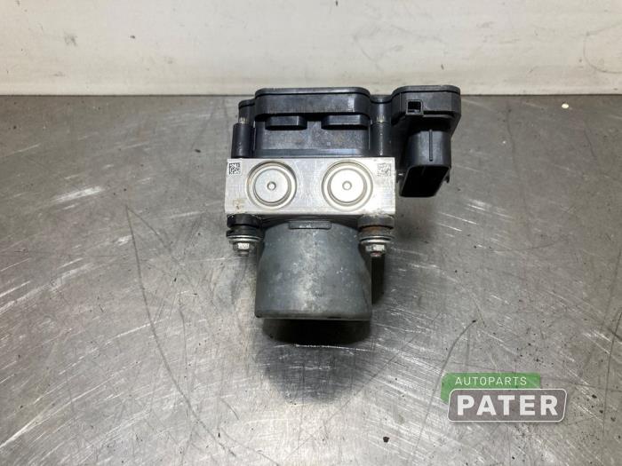 Używane Pompa ABS Mitsubishi Space Star (A0) 1.2 12V Cena € 78,75 Procedura marży oferowane przez Autoparts Pater