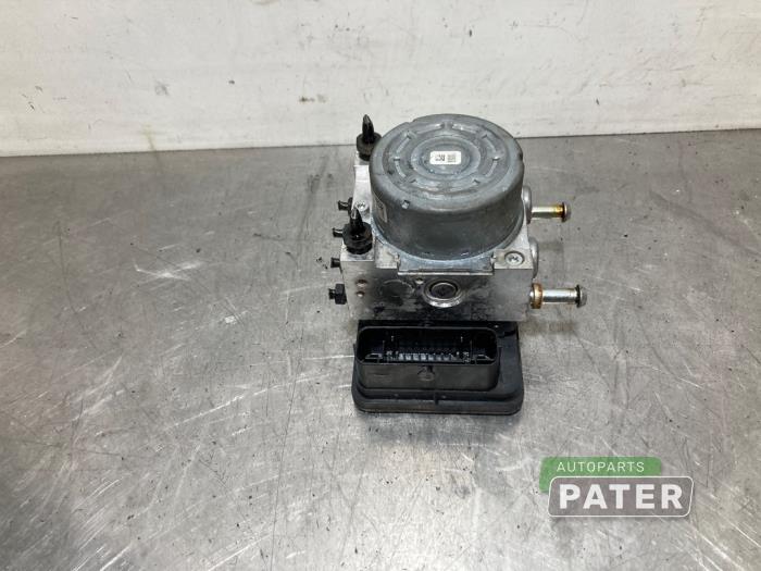 Begagnade ABS-pump Hyundai i10 (B5) 1.0 12V Pris € 73,50 Marginaltabell erbjuds av Autoparts Pater