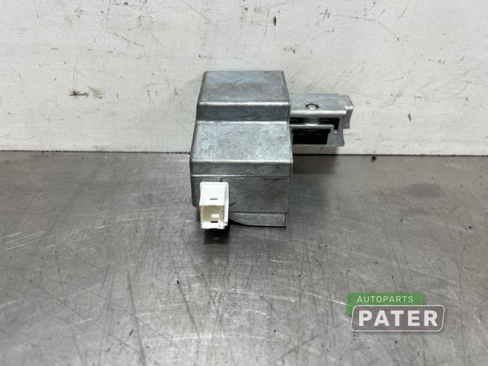 Steering wheel lock
