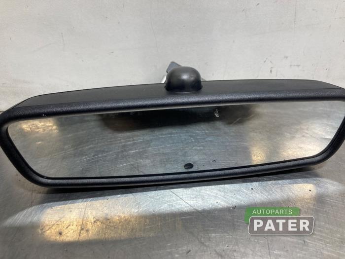 Używane Lusterko wewnetrzne BMW 3 serie (F30) 318i 1.5 TwinPower Turbo 12V Cena € 52,50 Procedura marży oferowane przez Autoparts Pater