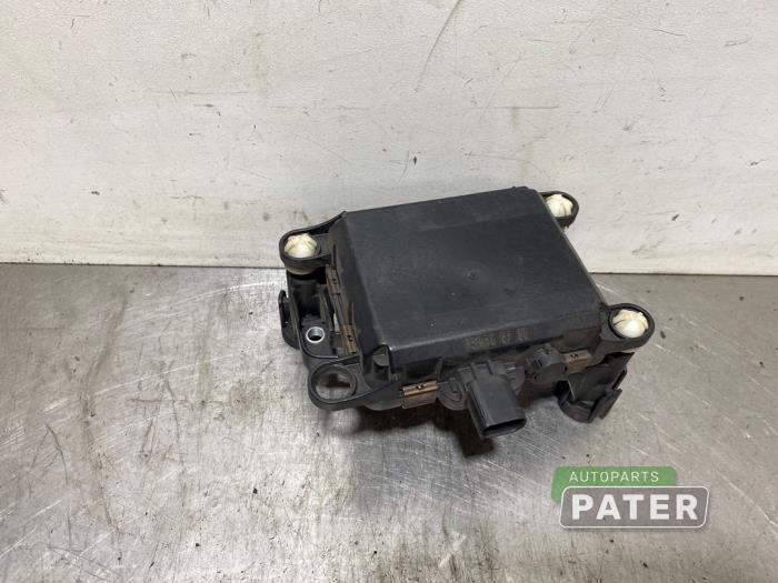 Begagnade Radarsensor Peugeot 5008 I (0A/0E) 1.6 THP 16V Pris € 78,75 Marginaltabell erbjuds av Autoparts Pater
