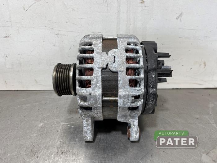Usagé Dynamo Renault Megane IV Estate (RFBK) 1.5 Energy dCi 110 Prix € 52,50 Règlement à la marge proposé par Autoparts Pater