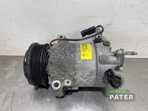 Usagé Compresseur de clim Ford Fiesta 6 (JA8) 1.0 EcoBoost 12V 100 Prix € 68,25 Règlement à la marge proposé par Autoparts Pater
