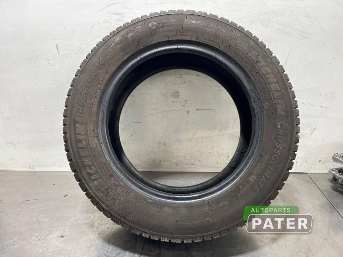 Używane Opona Cena € 26,25 Procedura marży oferowane przez Autoparts Pater