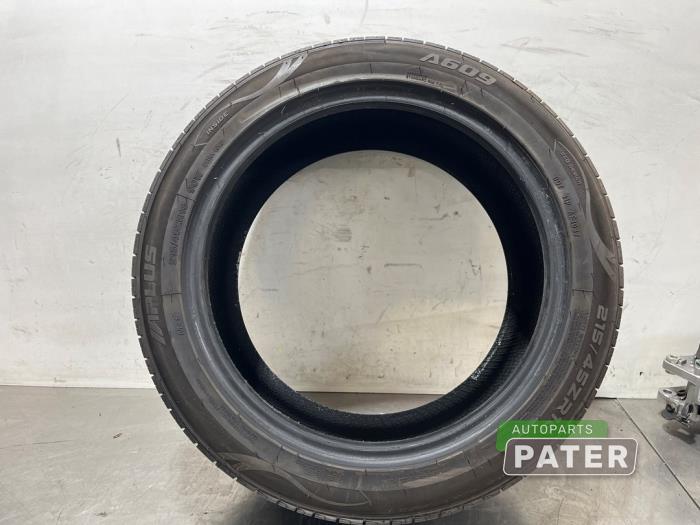 Używane Opona Cena € 21,00 Procedura marży oferowane przez Autoparts Pater